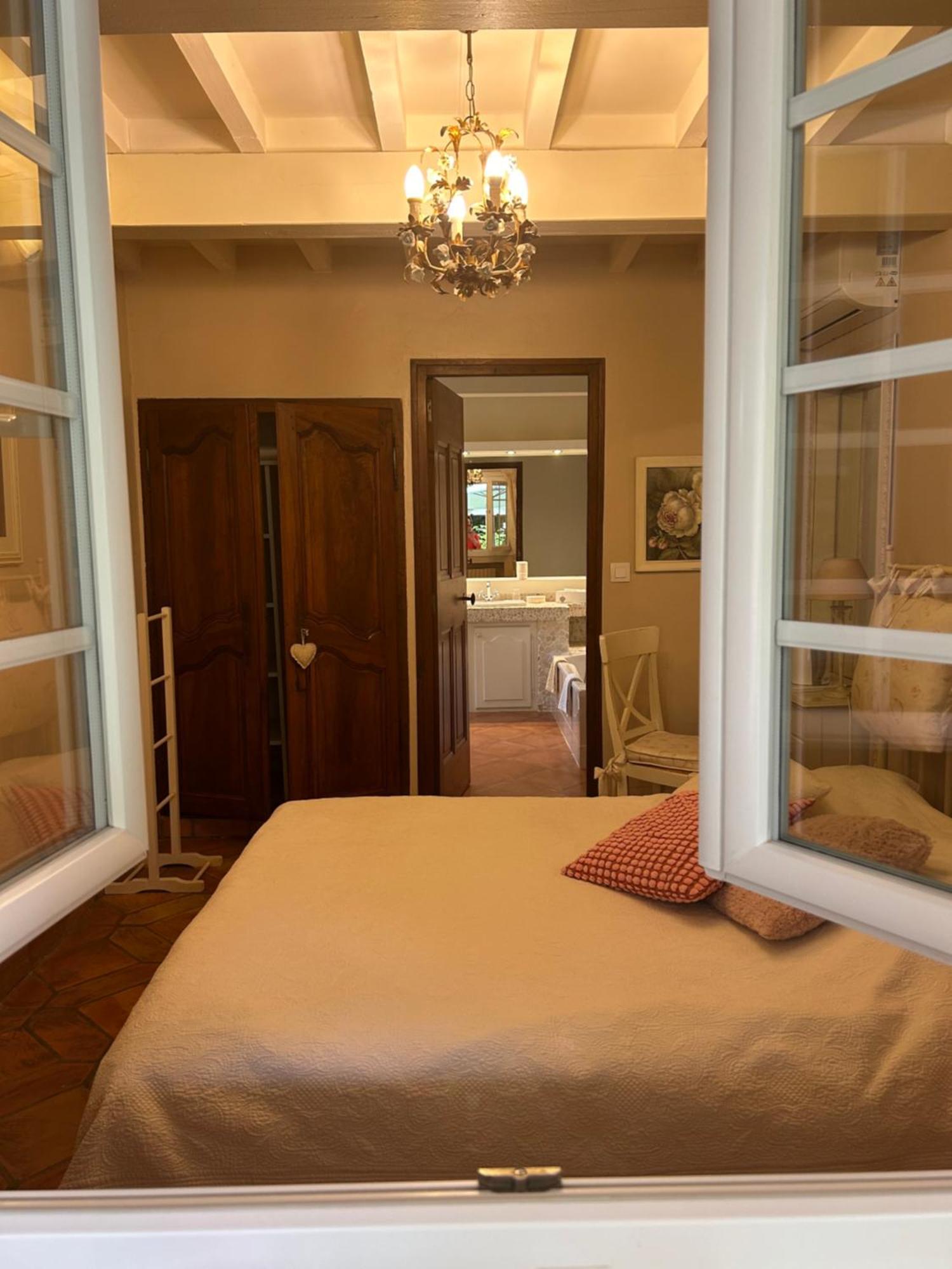 La Villa Rosalie Ventabren ภายนอก รูปภาพ