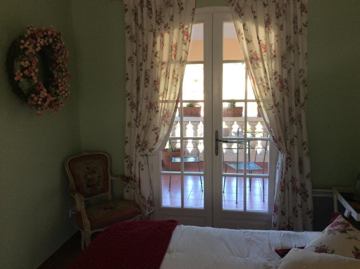 La Villa Rosalie Ventabren ภายนอก รูปภาพ